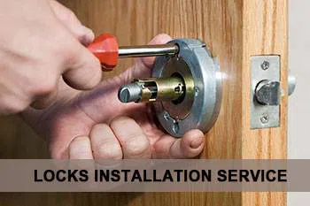 Capitol Locksmith Service Highland Park, IL 847-603-3531 Capitol Locksmith Service Highland Park, IL 847-603-3531 - lock-insta-sid-68-4mod